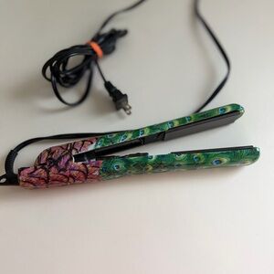 Peacock Pattern Hair Straightener